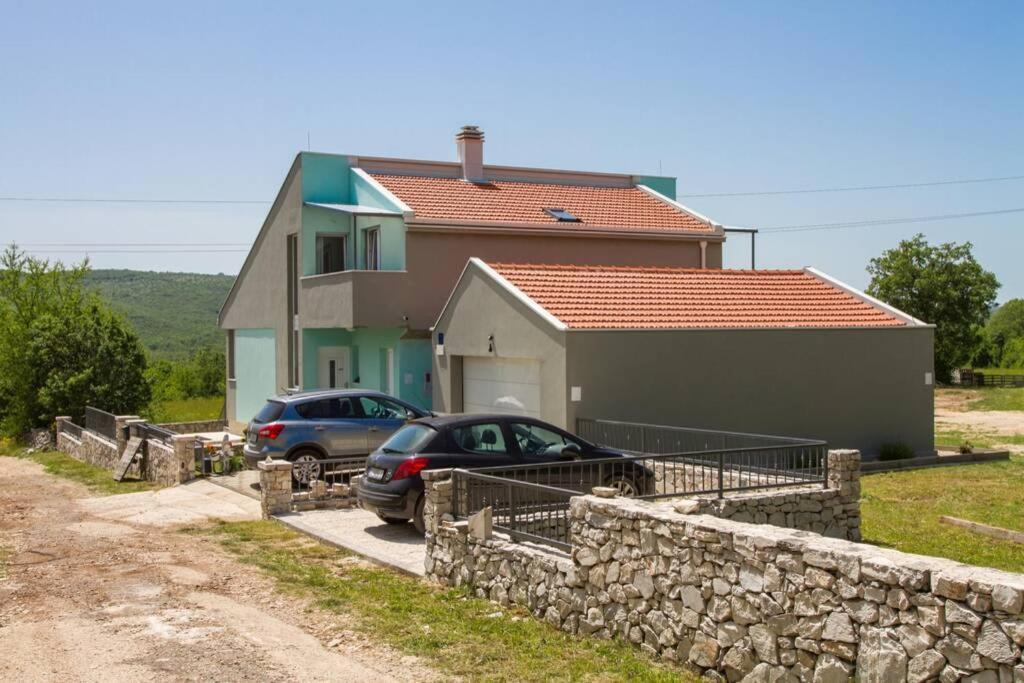 Holiday House Villa Bleu Korusce Bagian luar foto