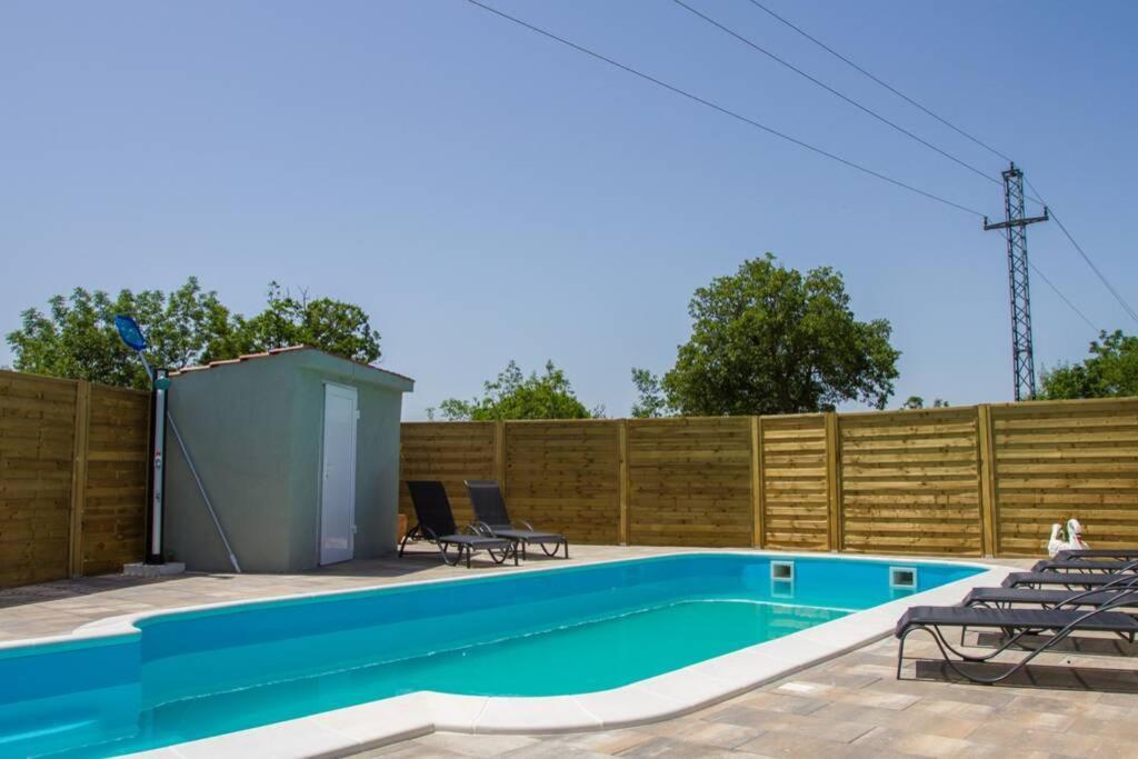 Holiday House Villa Bleu Korusce Bagian luar foto